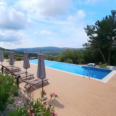 Kavač Cozy Apartments With Pool And Splendid Seaview المظهر الخارجي الصورة