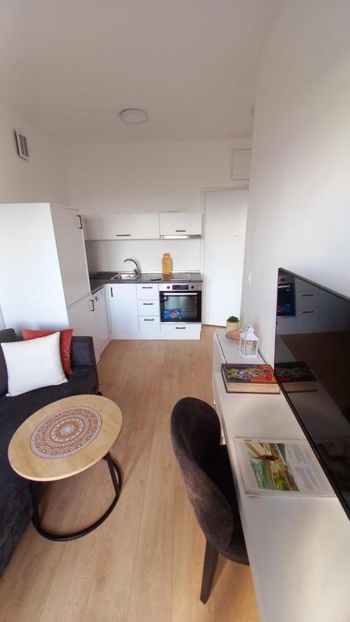 Kavač Cozy Apartments With Pool And Splendid Seaview المظهر الخارجي الصورة